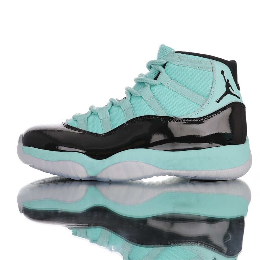 Air Jordan 11 Sneaker 378037-401