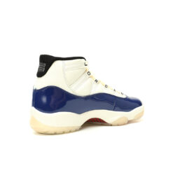 Alternative view of Air Jordan 11 Sneaker IH0296-400