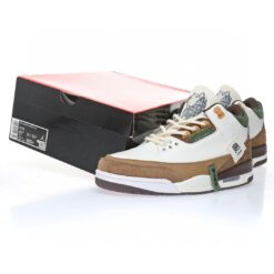 Alternative view of Air Jordan 3 Sneaker 398614-500