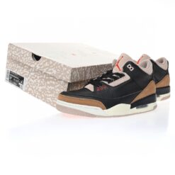 Alternative view of Air Jordan 3 Sneaker CT8532-008
