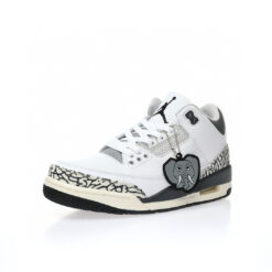 Alternative view of Air Jordan 3 Sneaker DX6665-100