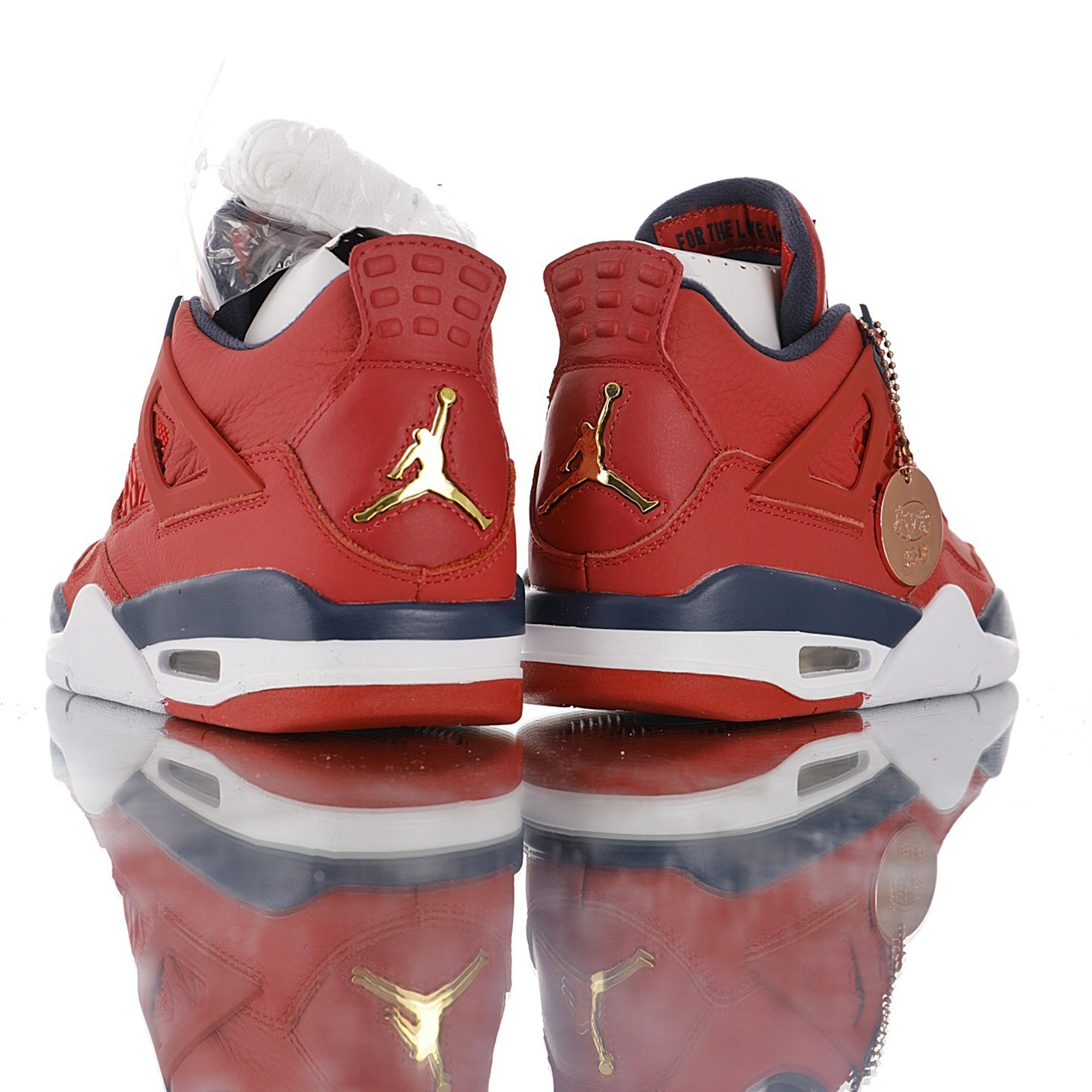 Alternative view of Air Jordan 4 Sneaker CI1184-617