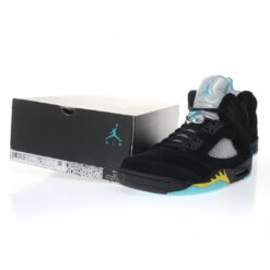 Alternative view of Air Jordan 5 Sneaker DD0587-047