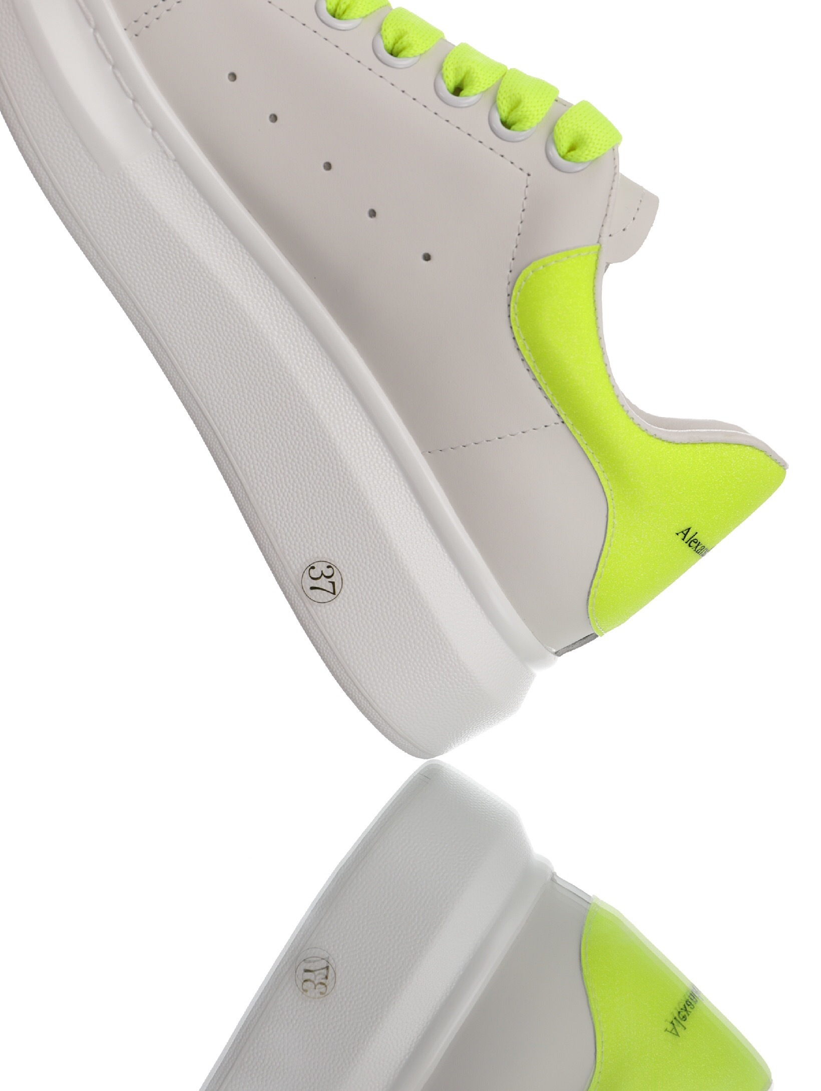 Alternative view of Alexander Mcqueen Sneaker 4621 WHFBU 2324