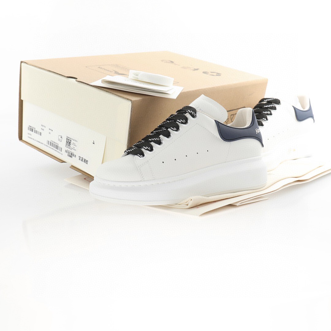 Alternative view of Alexander Mcqueen Sneaker 462214 WHGP7 9342