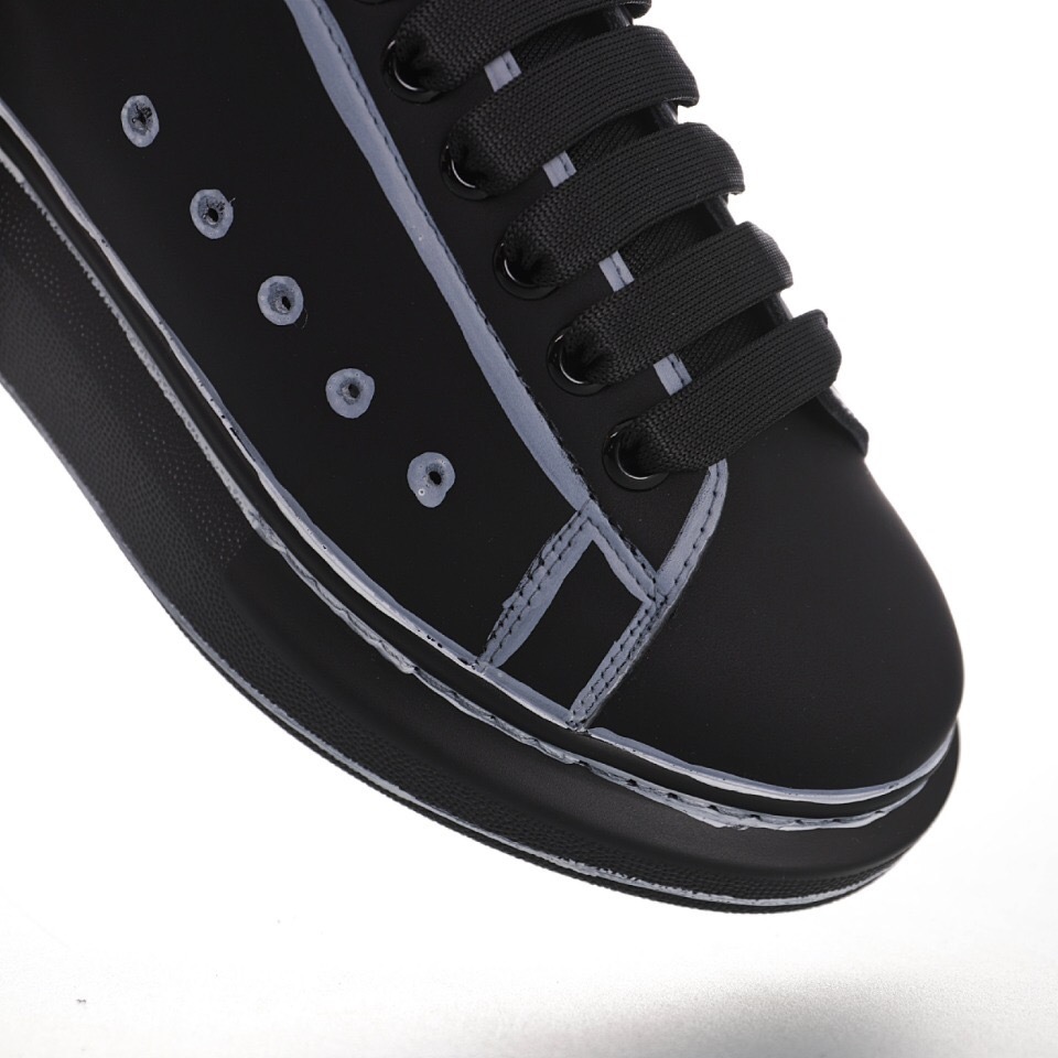 Alternative view of Alexander Mcqueen Sneaker 645868 WIBNV 1587