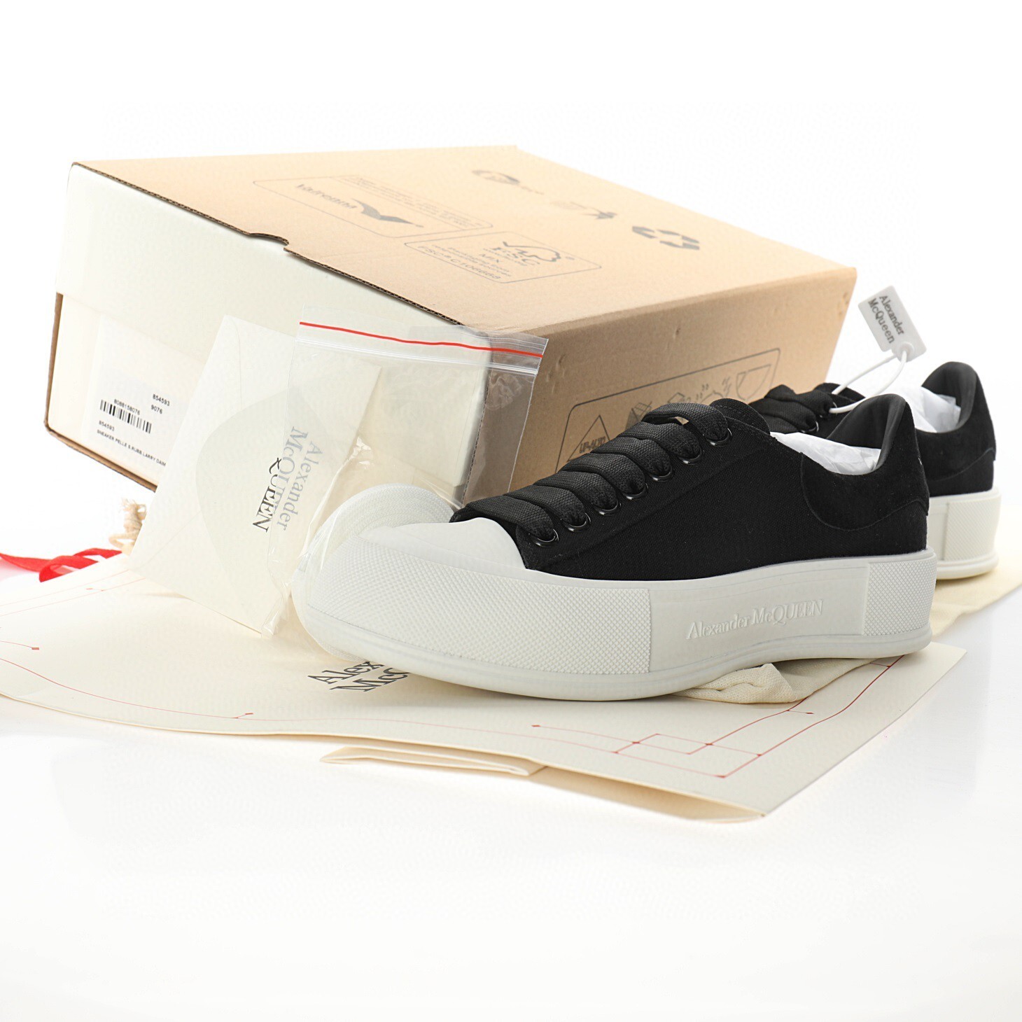 Alternative view of Alexander Mcqueen Sneaker 654593W4PQ11070