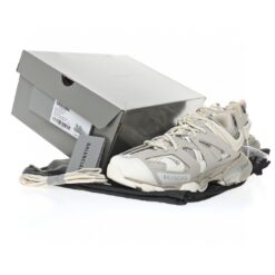 Alternative view of Balenciaga Track Sneaker 542023 W3FE4 9697