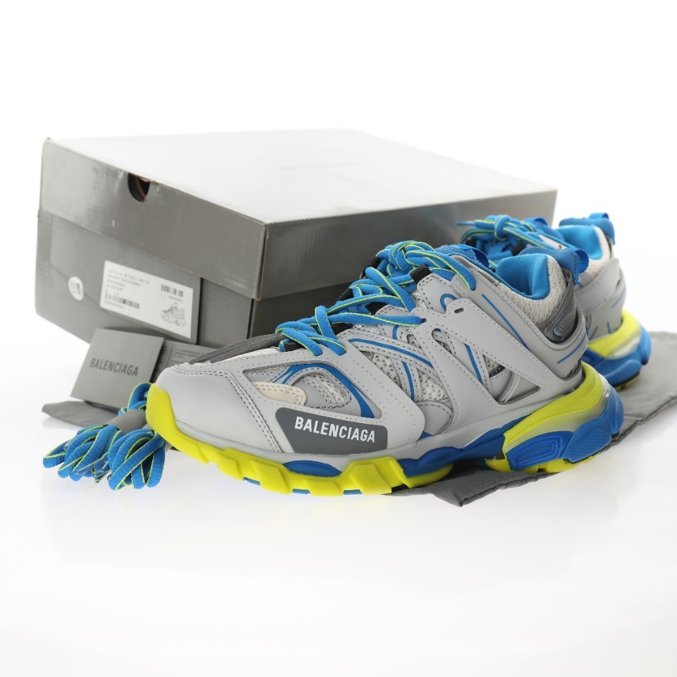 Alternative view of Balenciaga Track Sneaker 542436 W1GC1 1247