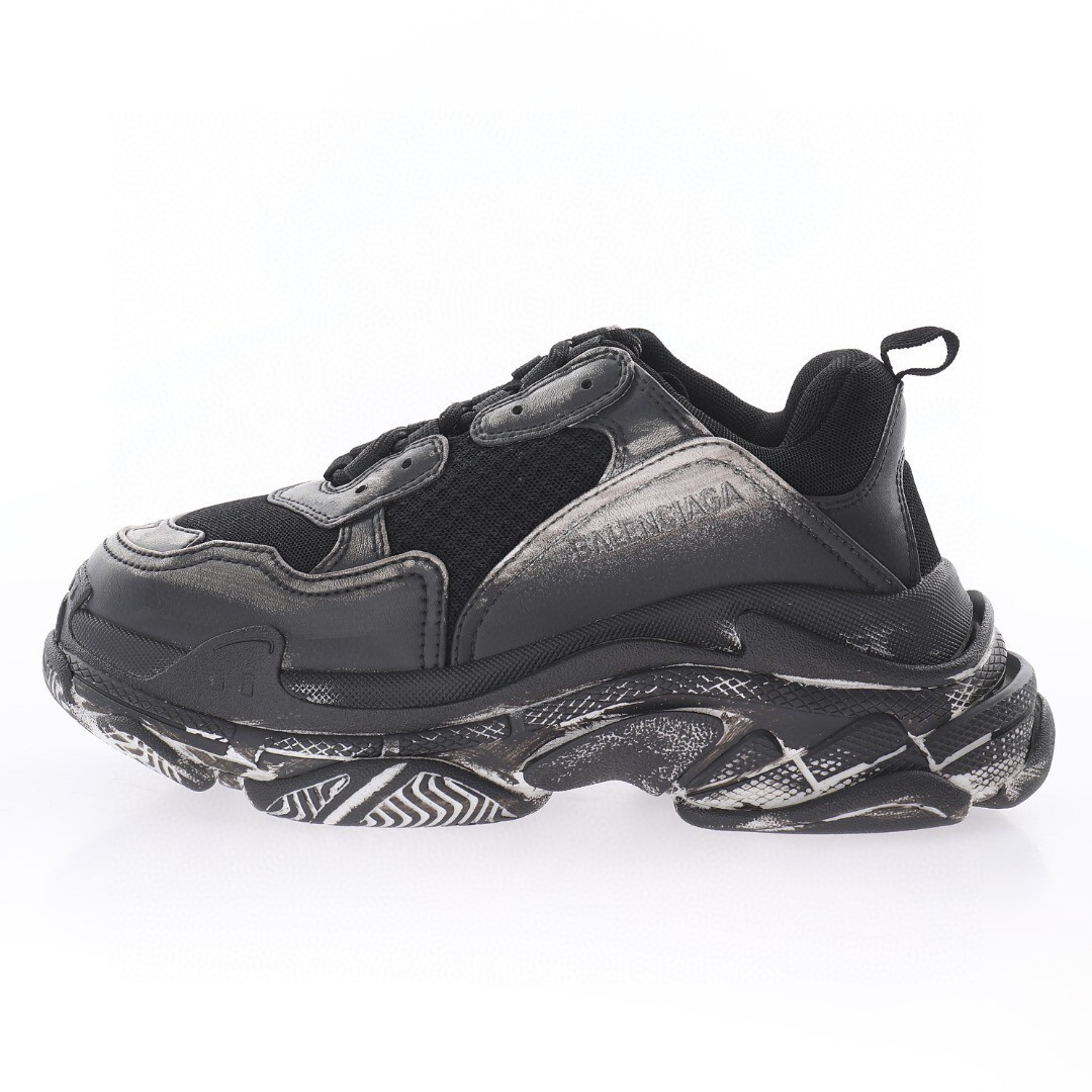 Balenciaga Triple S Sneaker 524039 W0B5 9870