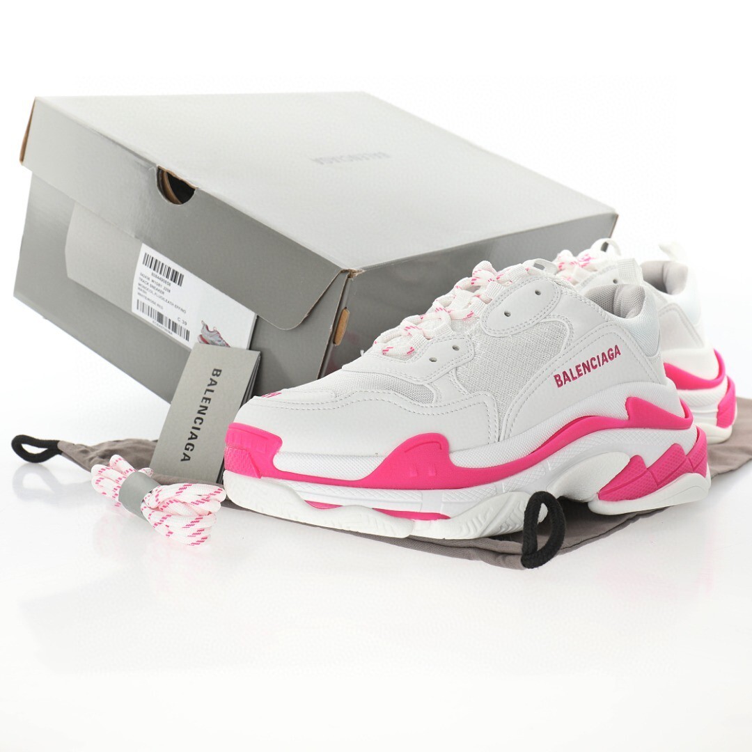 Balenciaga Triple S Sneaker 536737 W0901 8101 - Image 2