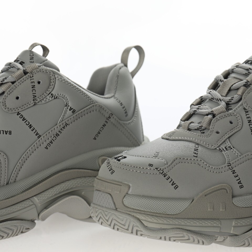 Balenciaga Triple S Sneaker 536737 W2FA1 1210 - Image 13