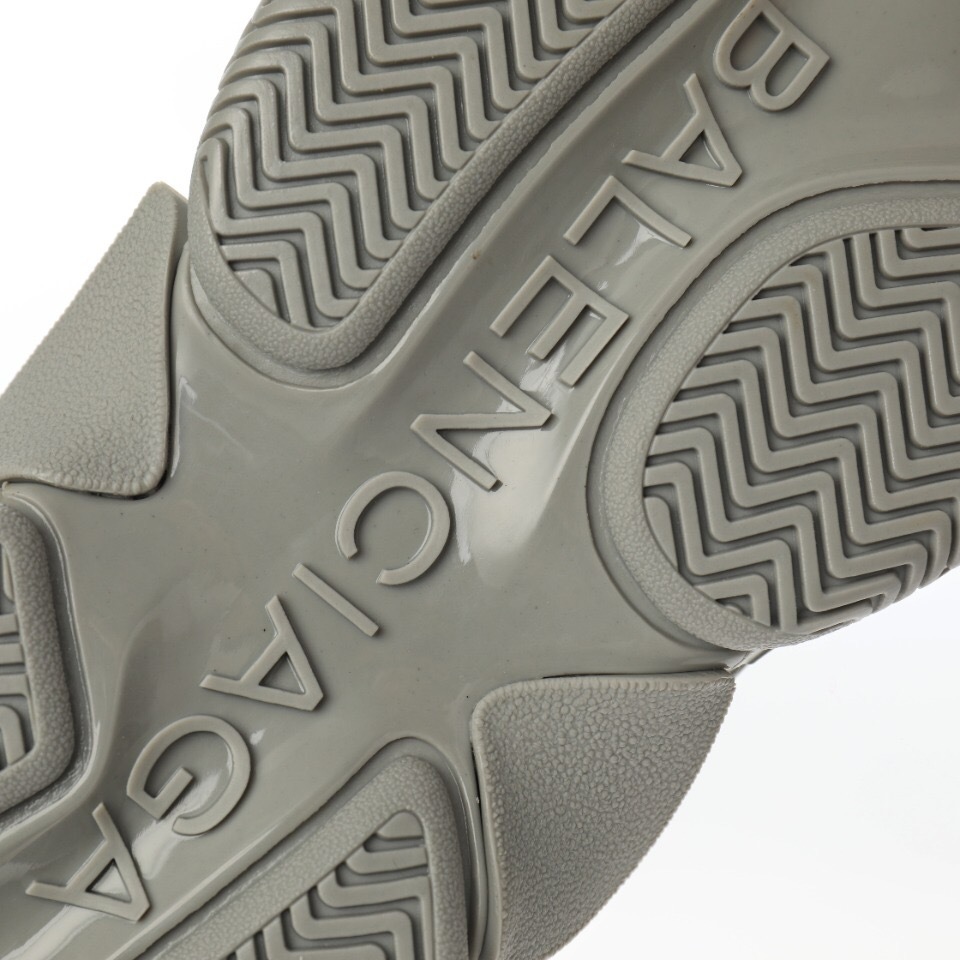 Balenciaga Triple S Sneaker 536737 W2FA1 1210 - Image 14