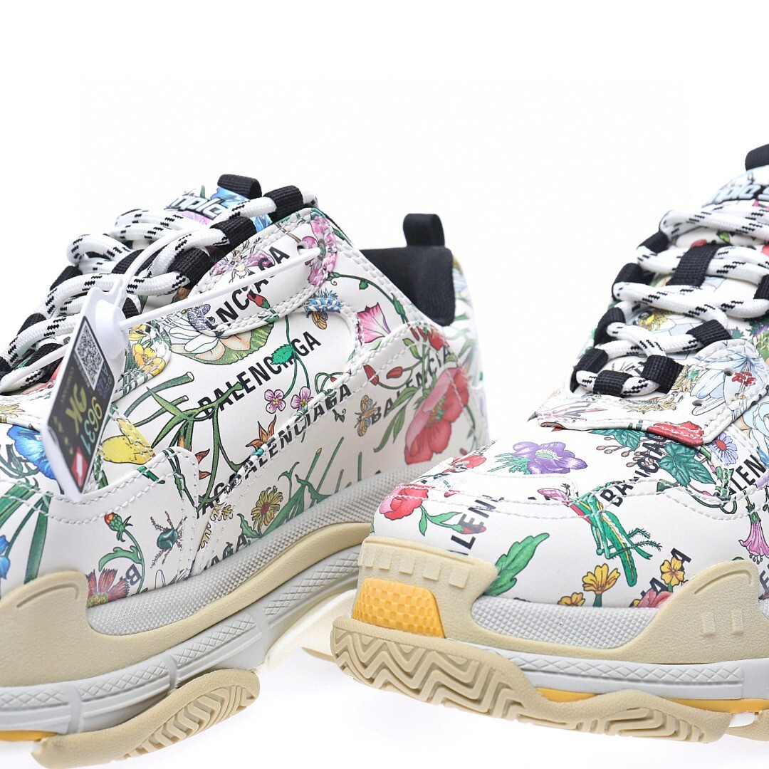 Balenciaga Triple S Sneaker 677195 UL110 8461 - Image 3