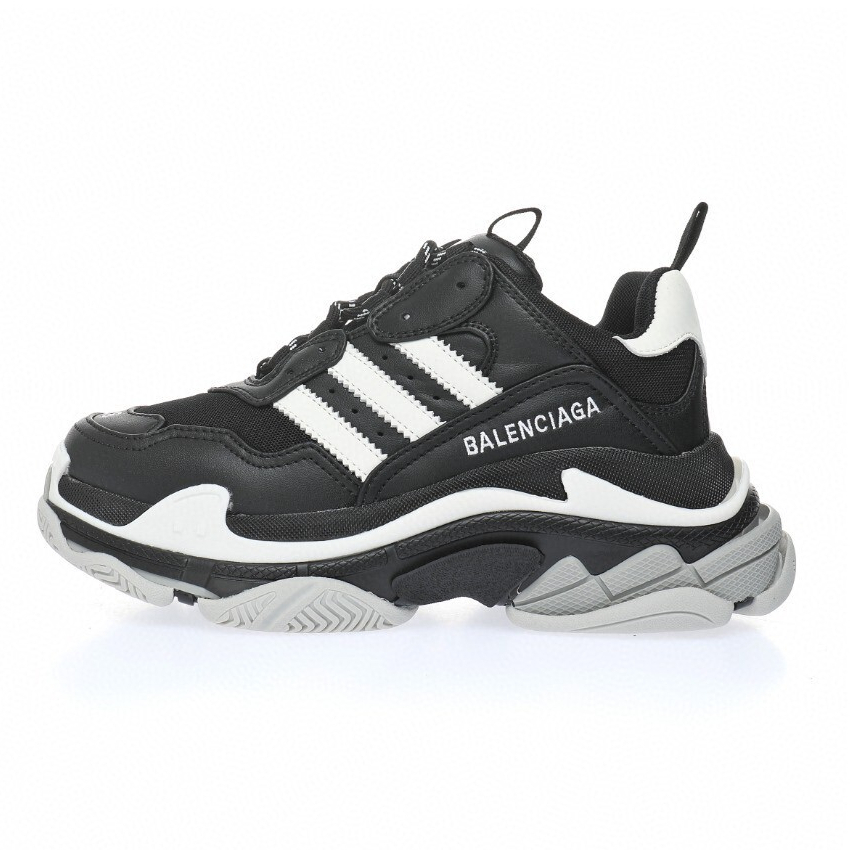 Balenciaga Triple S Sneaker 71020 W3RN3 1001