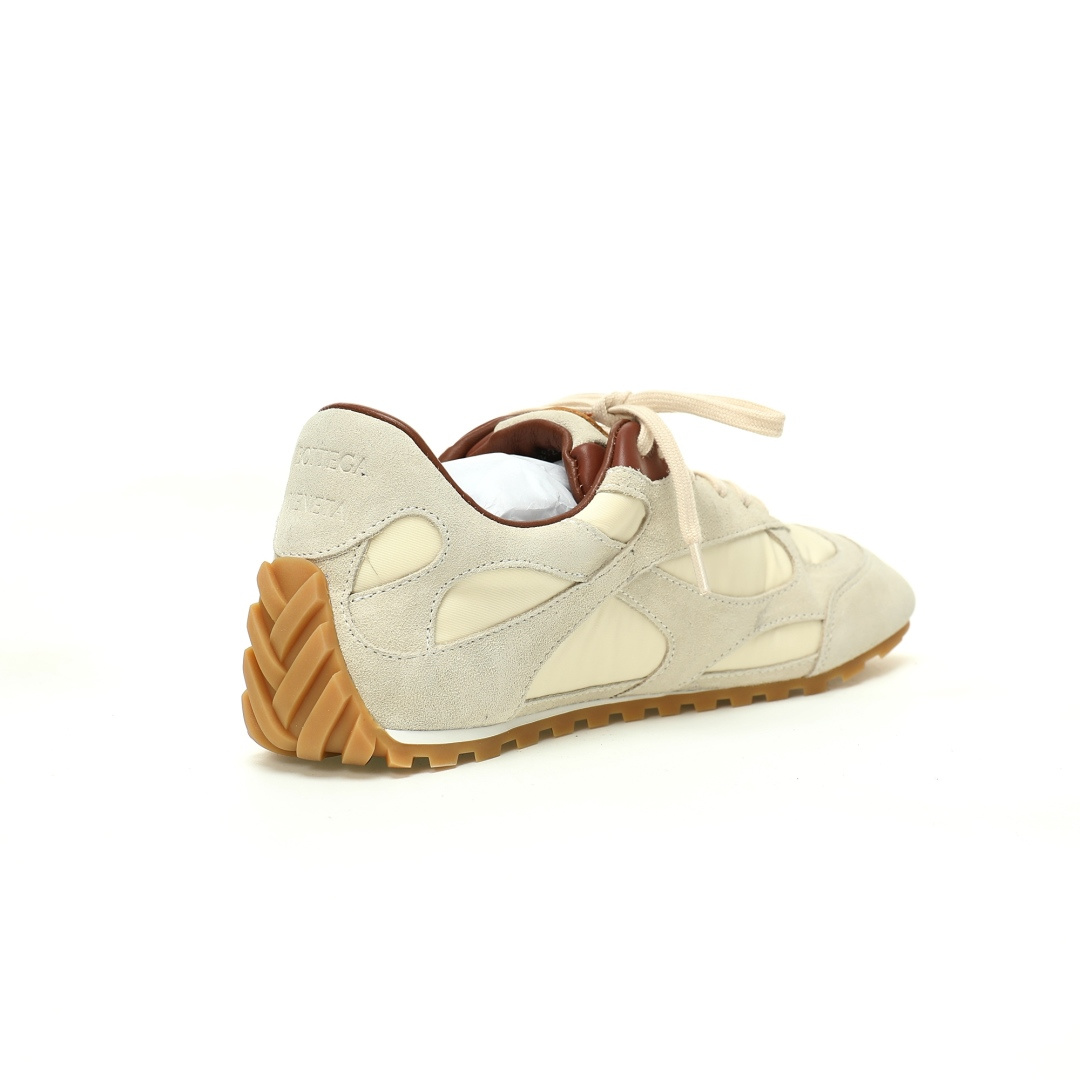 Bottega Veneta Orbit Flash Low Sneakers 838384V3MS29321 - Image 3