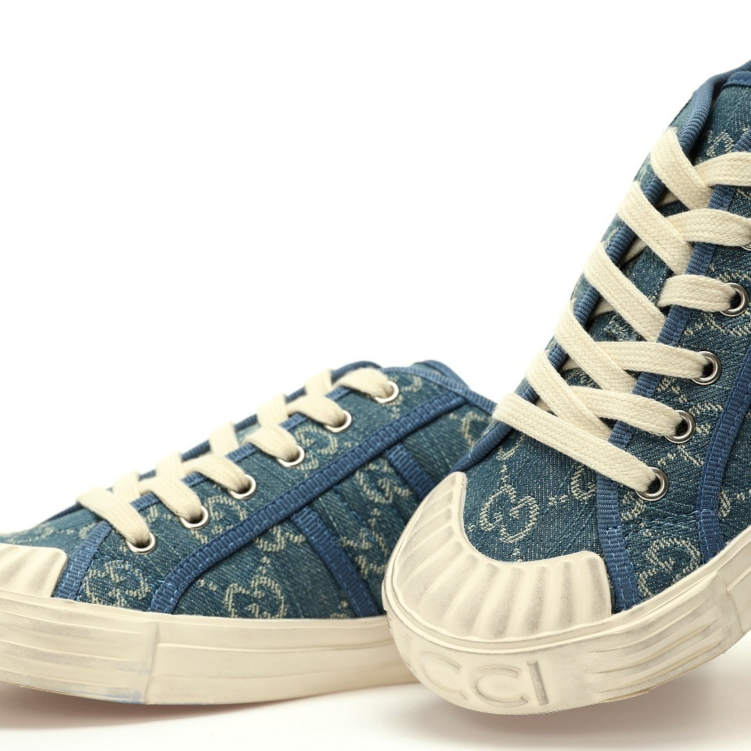Alternative view of Gucci GG Sneaker 784213 FACTS 4644