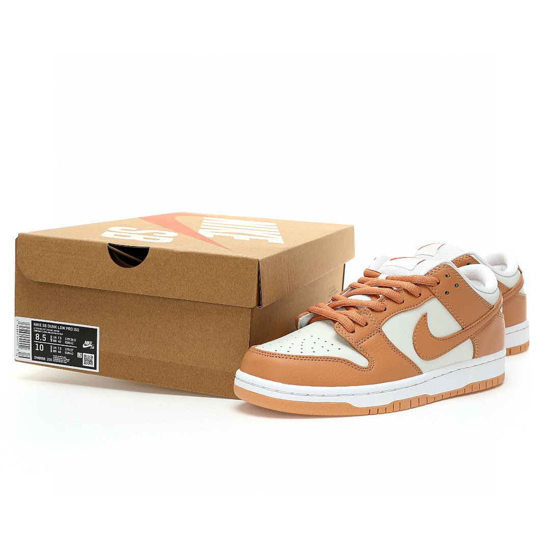 Nike Dunk Low SB Sneaker DM8998-200 - Image 9