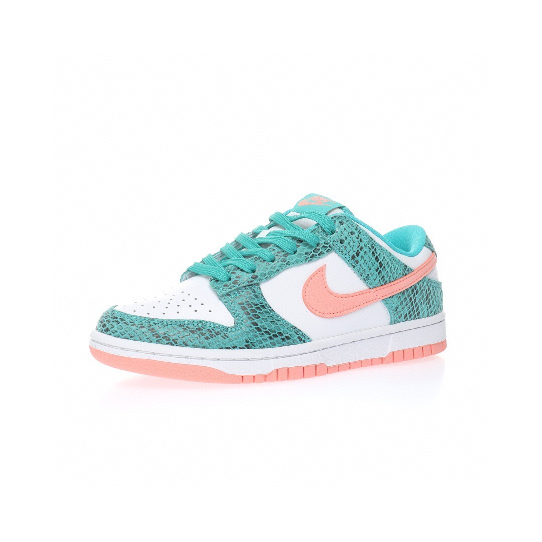 Nike Dunk Low SB Sneaker DR8577-300 - Image 9