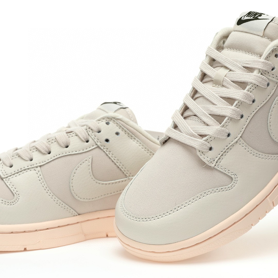 Nike Dunk Low SB Sneaker DZ2538-100 - Image 8