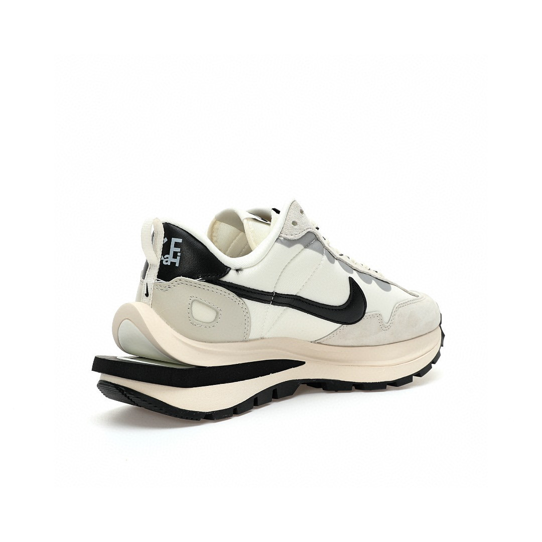 Nike Sacai Sneaker DD1875-101 - Image 3