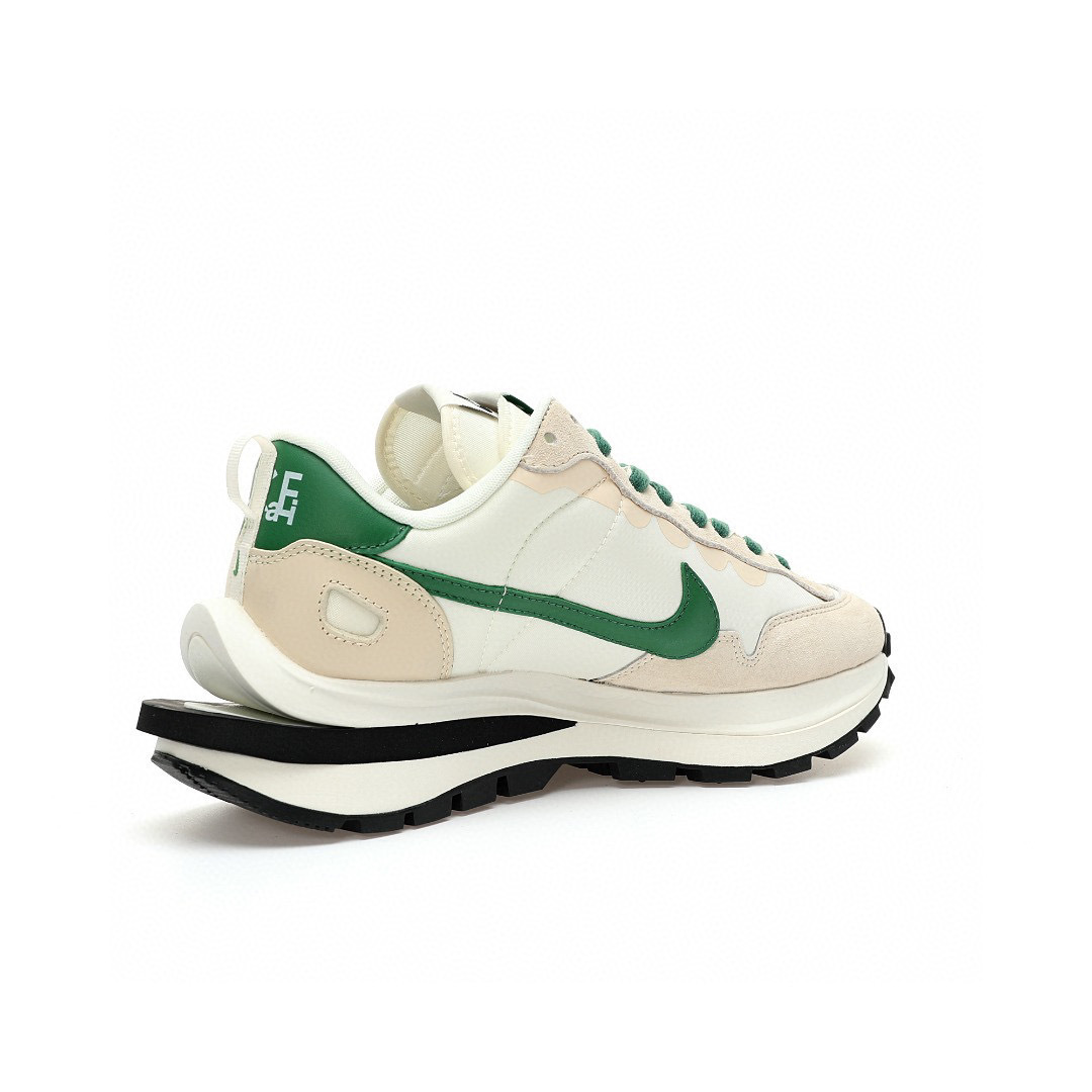 Nike Sacai Sneaker DD1875-102 - Image 3