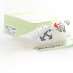 Alternative view of Off-White Sneaker OMIA042E19D680480112