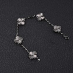 Alternative view of VCA Bracelets 200202602040196_89