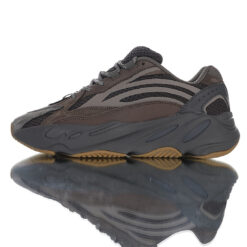 Yeezy Boost 700 Sneaker EG6860