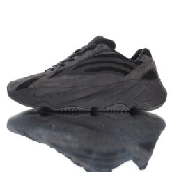 Yeezy Boost 700 Sneaker FU6684