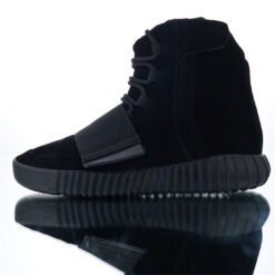 Yeezy Boost 750 Sneaker BB1839_CM_1