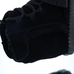 Alternative view of Yeezy Boost 750 Sneaker BB1839_CM_1