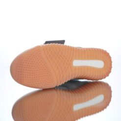 Alternative view of Yeezy Boost 750 Sneaker BB1840