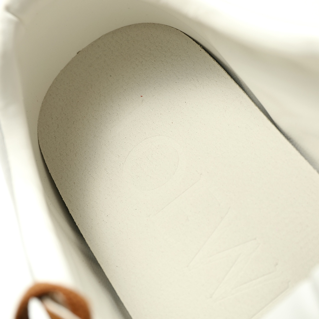 Loewe Ballet Runner 2 Sneakers M816282RW3 - Image 8