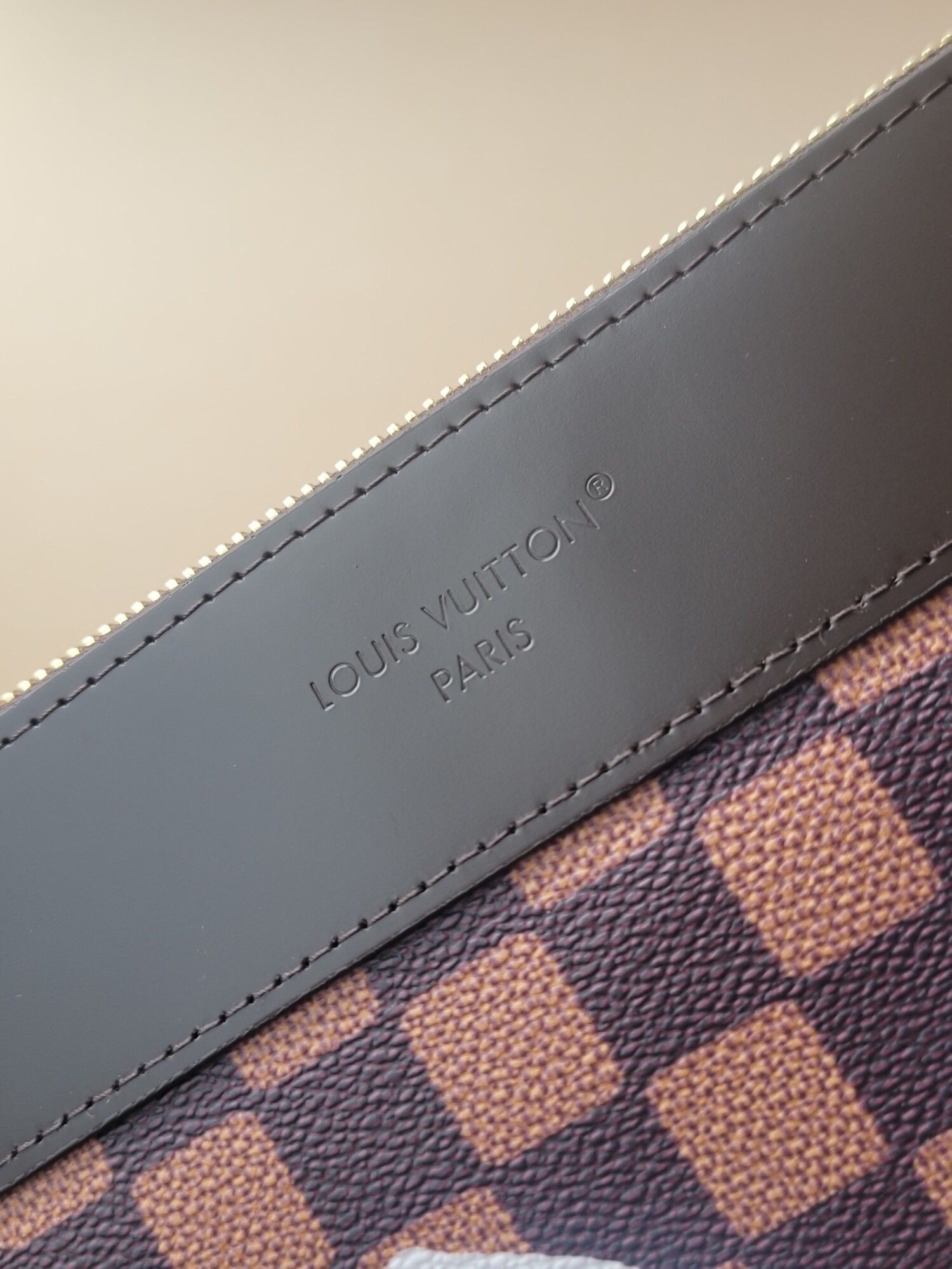 LV Mini & Wallet 32x21x8cm 280202605110001_119 - Image 4